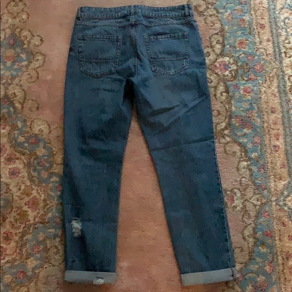 Skinny ripped jeans. - Picture 2 of 2